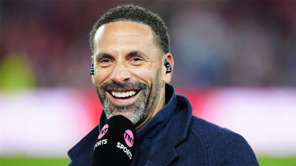 DEG DEG MAN UTD oo dalbatay Koobabka Premier League ga in laga qaado ?