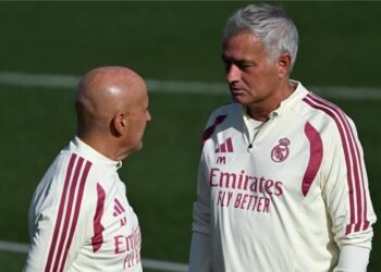 Mourinho oo qorshe aan caadi aheyn la yimid kadib guuldaradii kasoog gaartay derby ?