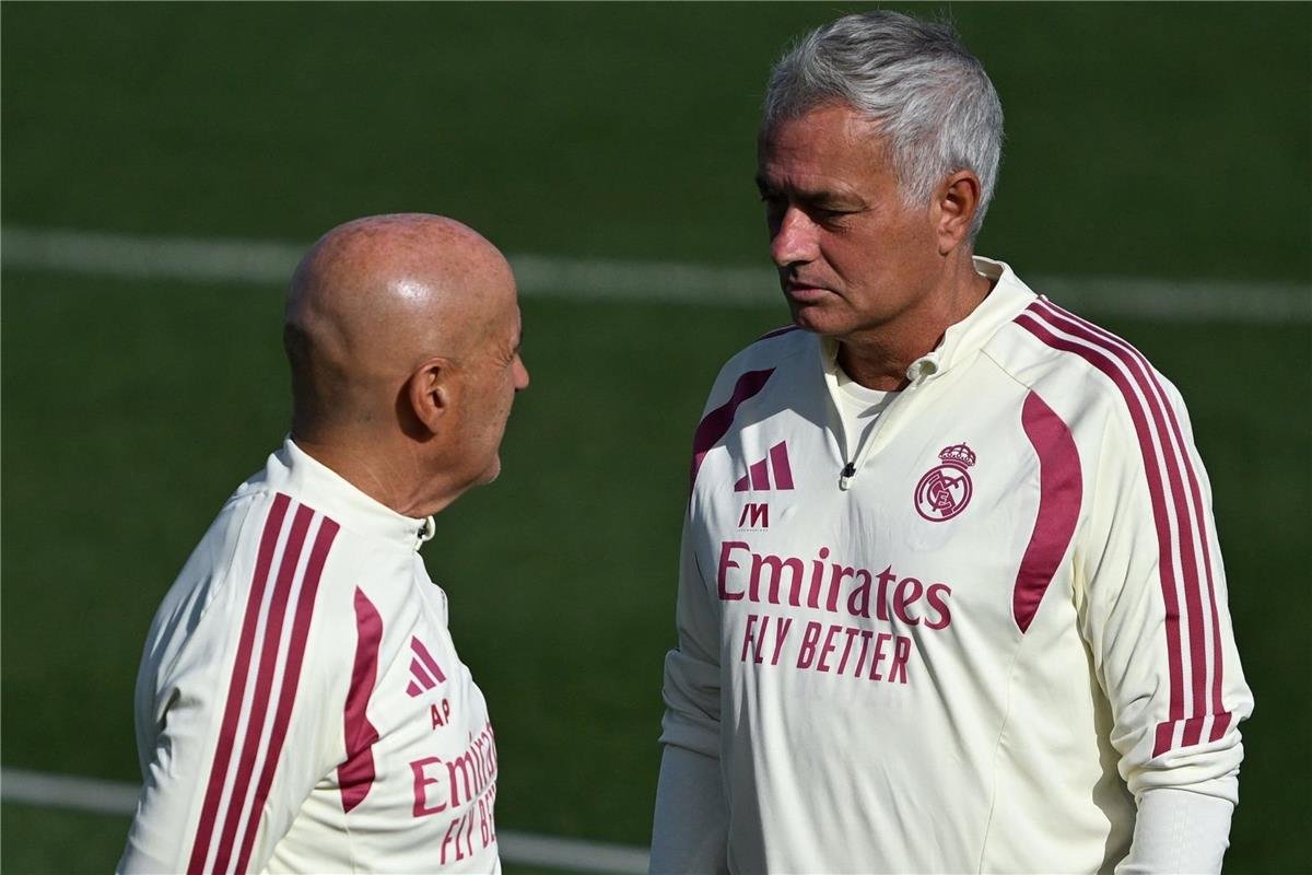 Mourinho oo qorshe aan caadi aheyn la yimid kadib guuldaradii kasoog gaartay derby ?