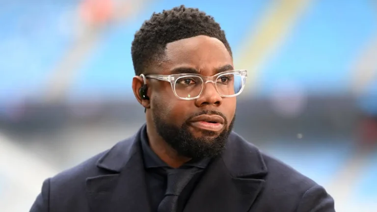 Halyeygii Micah Richards oo si cajiib ah uga hadlay Laacibka Arsenal ee Man utd lala xiriiriyey